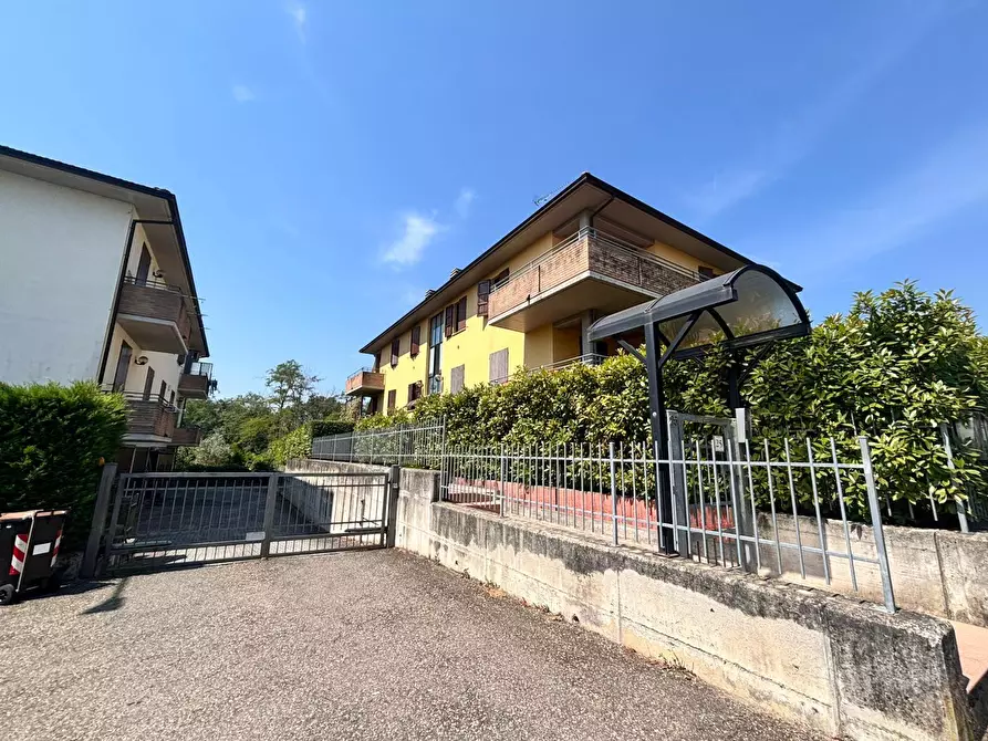 Immagine 36 di Quadrilocale in vendita  in Via Luigi Umberto Giordana 25 a Medesano