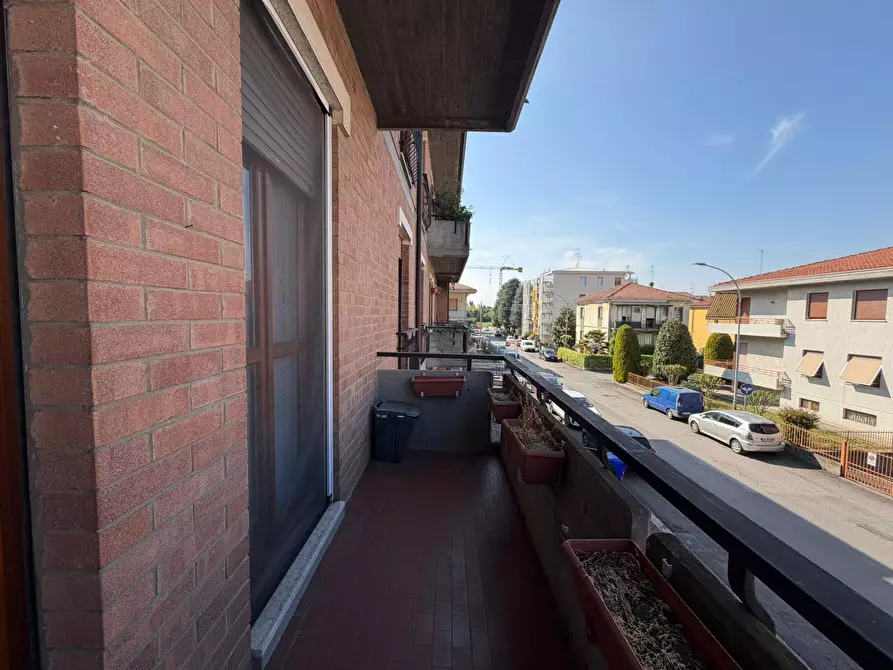 Immagine 4 di Trilocale in affitto  a Parma