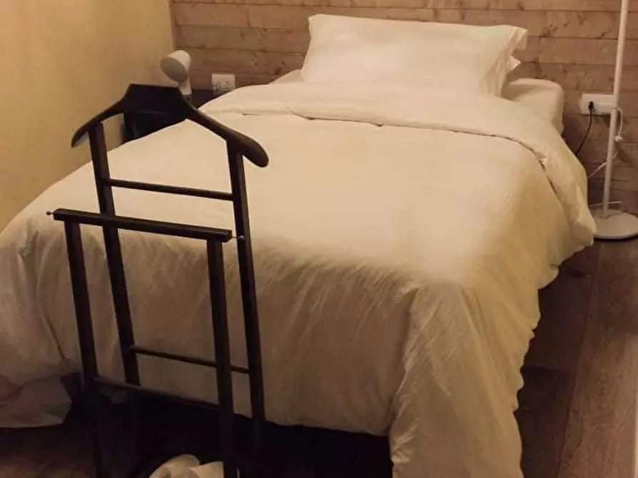 Immagine 10 di Quadrilocale in affitto  a Medesano