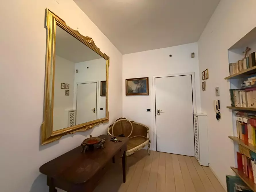 Immagine 29 di Trilocale in affitto  a Medesano