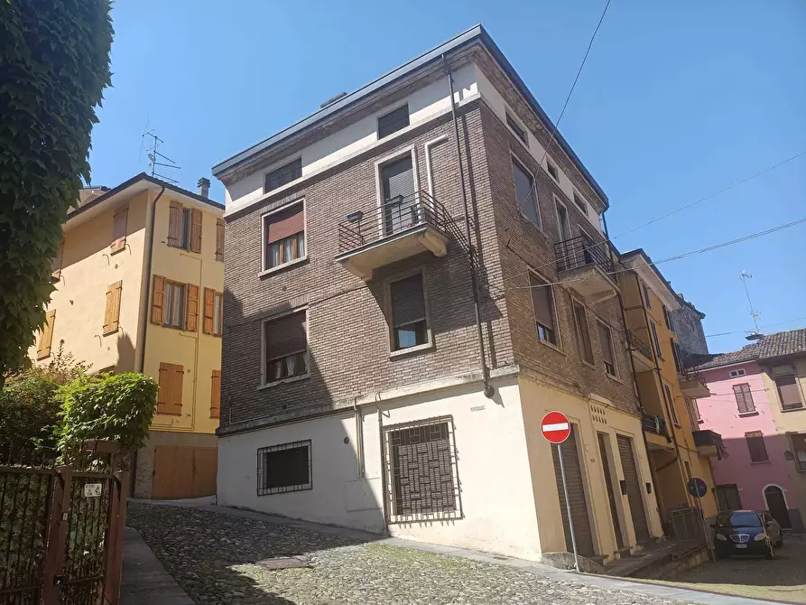 Immagine 1 di Casa bifamiliare in vendita  a Fornovo Di Taro