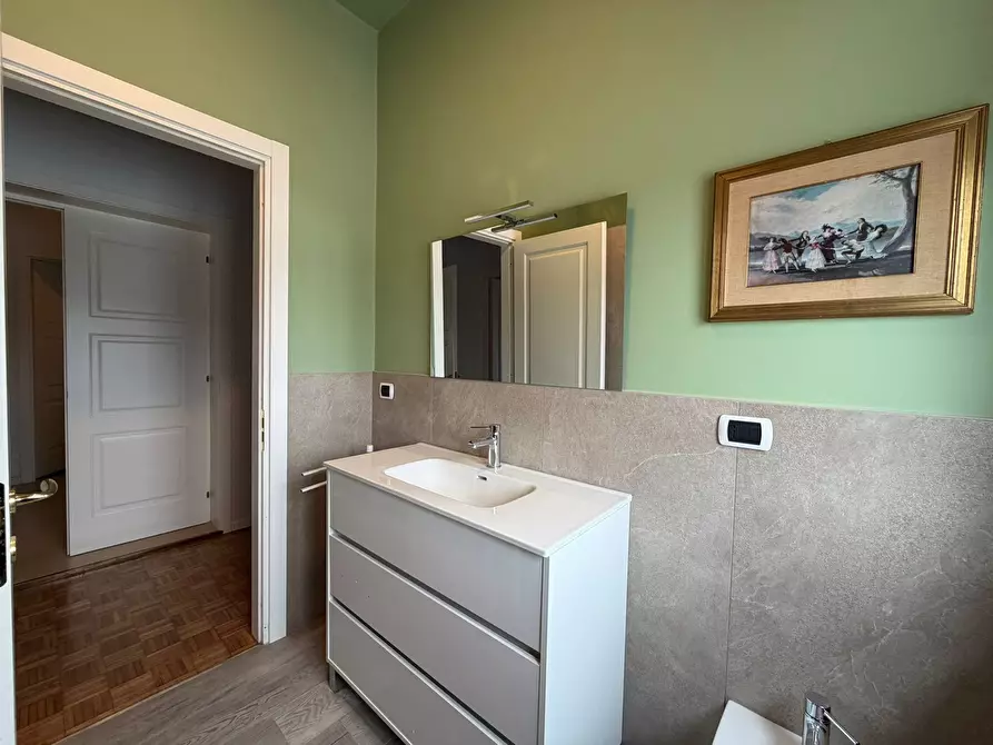 Immagine 26 di Trilocale in affitto  a Medesano