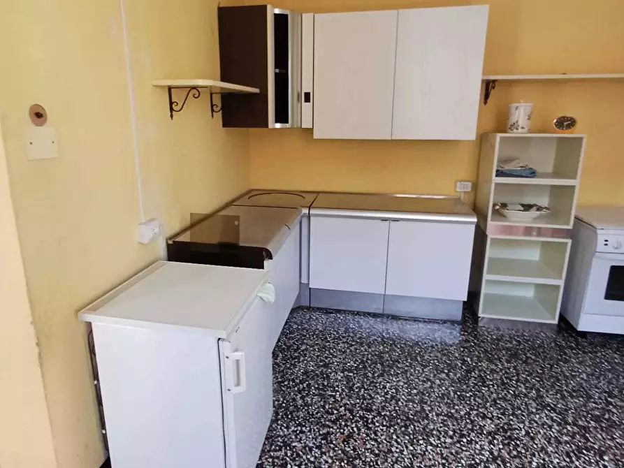 Immagine 4 di Trilocale in vendita  a Fornovo Di Taro