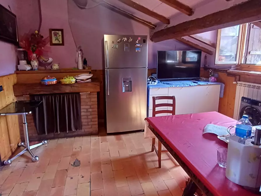 Immagine 2 di Trilocale in vendita  a Fornovo Di Taro