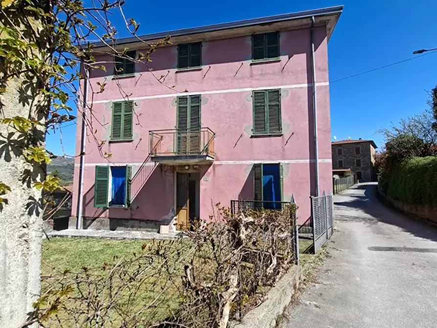 Immagine 1 di Casa indipendente in vendita  a Bore