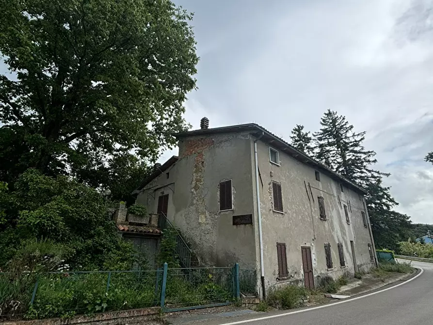 Immagine 1 di Casa indipendente in vendita  a Terenzo