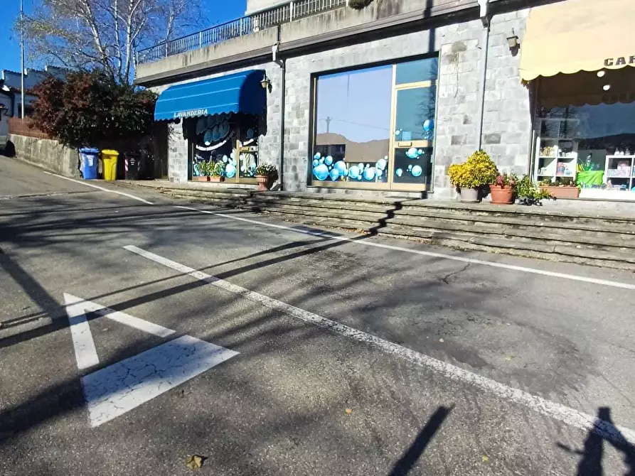 Immagine 3 di Attività commerciale in vendita  a Varano De' Melegari