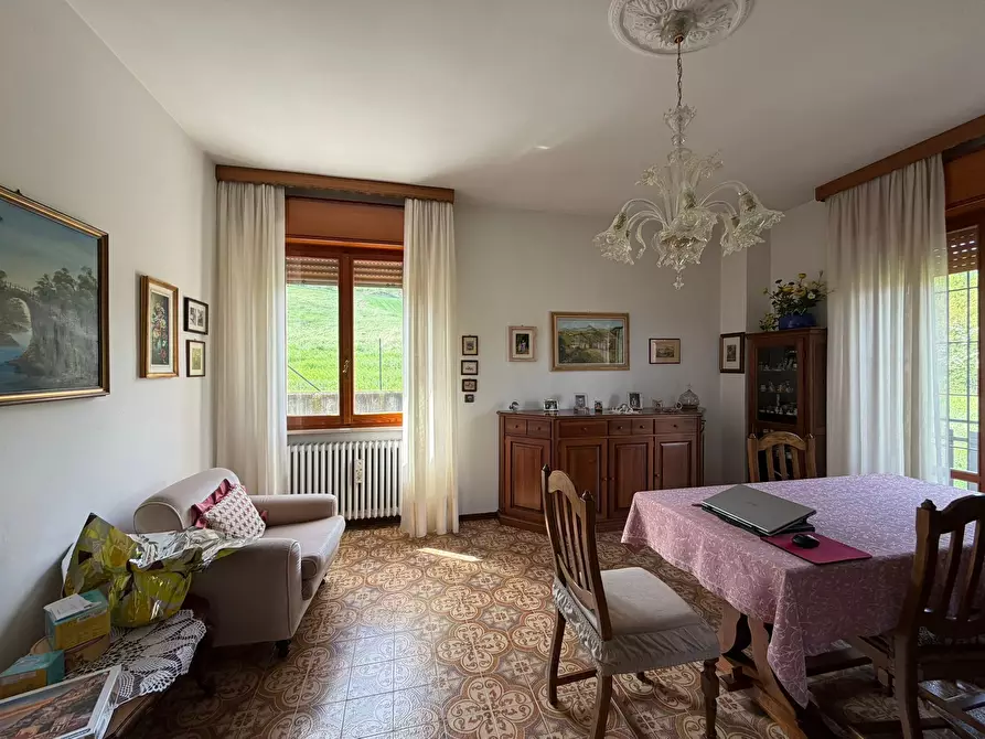 Immagine 41 di Casa bifamiliare in vendita  a Fornovo Di Taro