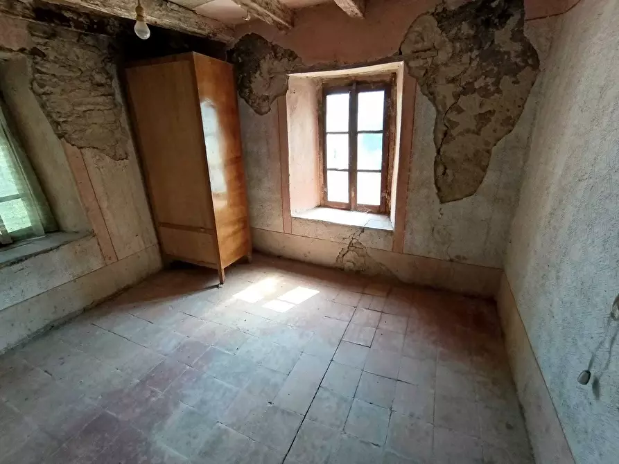 Immagine 20 di Porzione di casa in vendita  a Pellegrino Parmense