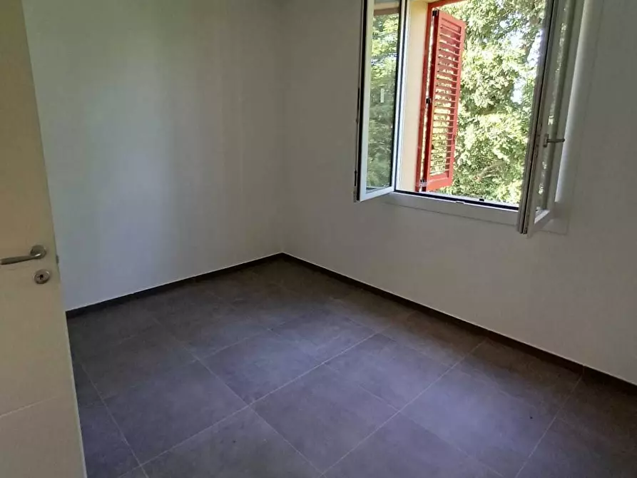 Immagine 16 di Trilocale in vendita  a Medesano