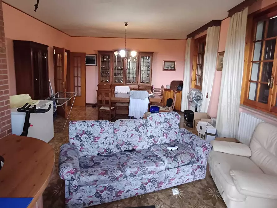 Immagine 7 di Porzione di casa in vendita  a Fornovo Di Taro