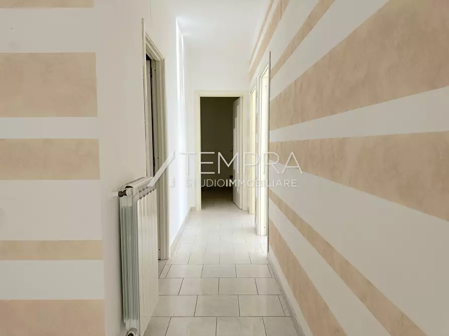 Immagine 16 di Appartamento in vendita  in Via Frans Kafka 1 a Adrano
