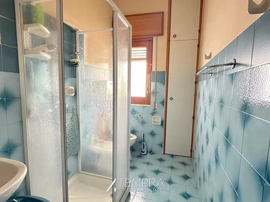 Immagine 15 di Casa indipendente in vendita  in VIA ALBERT EINSTEIN 9 a Adrano