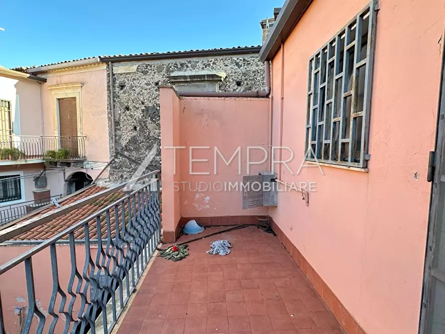 Immagine 22 di Appartamento in vendita  a Adrano