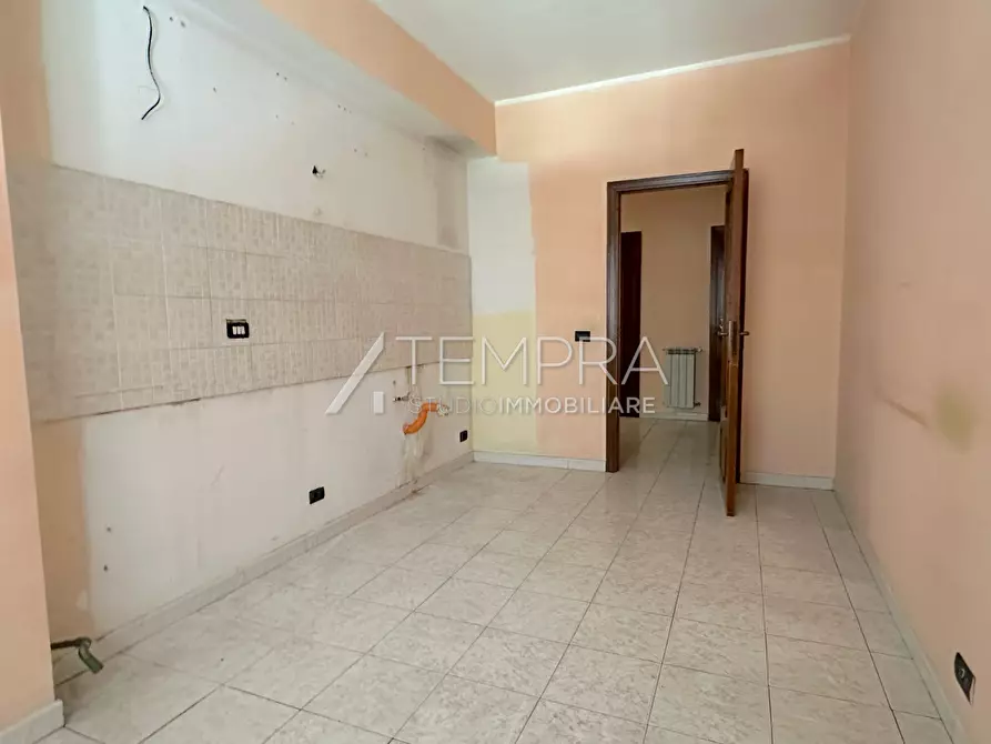 Immagine 7 di Appartamento in vendita  a Adrano