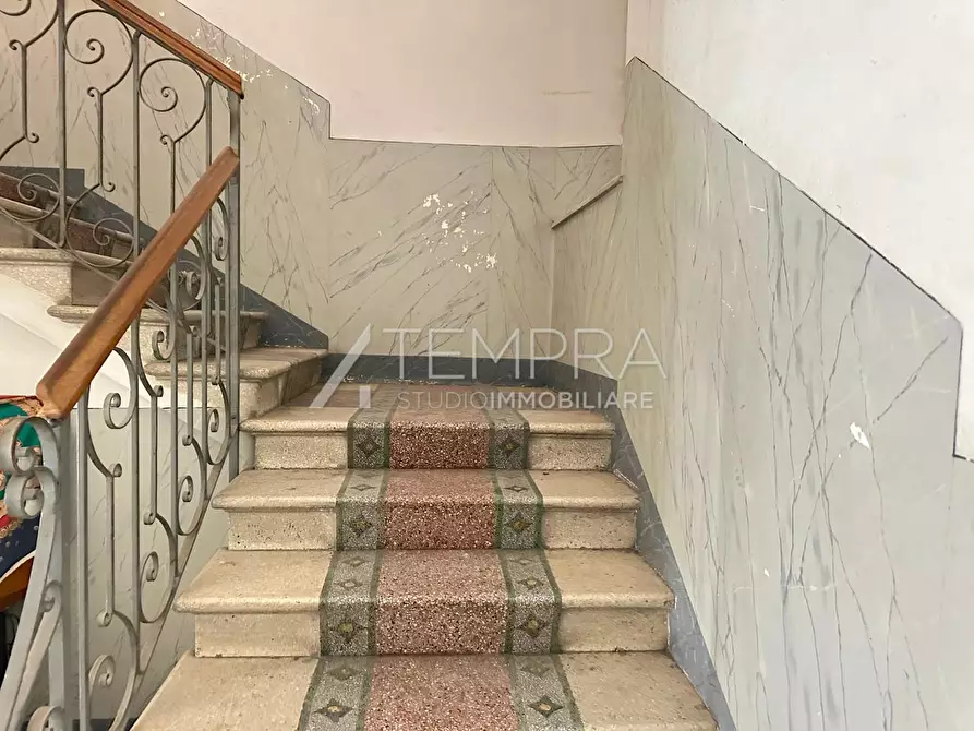 Immagine 3 di Casa indipendente in vendita  in VIA INZERILLI a Adrano