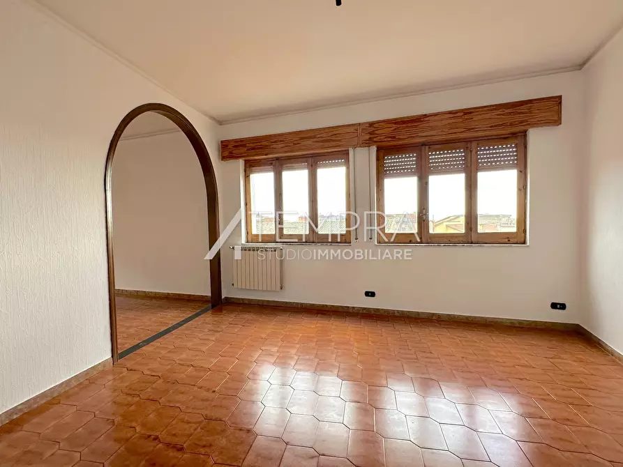 Immagine 3 di Appartamento in vendita  in Via Gaezza 3 a Adrano