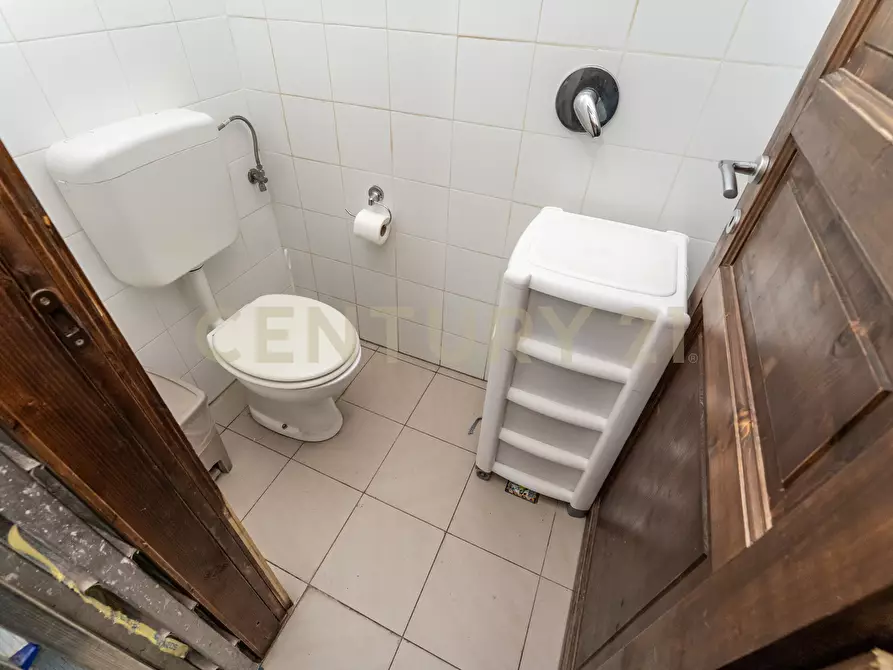 Immagine 48 di Pizzeria / Pub in vendita  in Via Plebiscito 179 a Catania