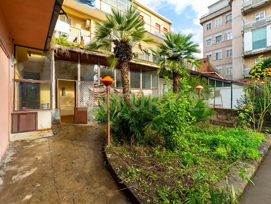 Immagine 3 di Appartamento in vendita  in Via Antonio Zacco 7 a Catania