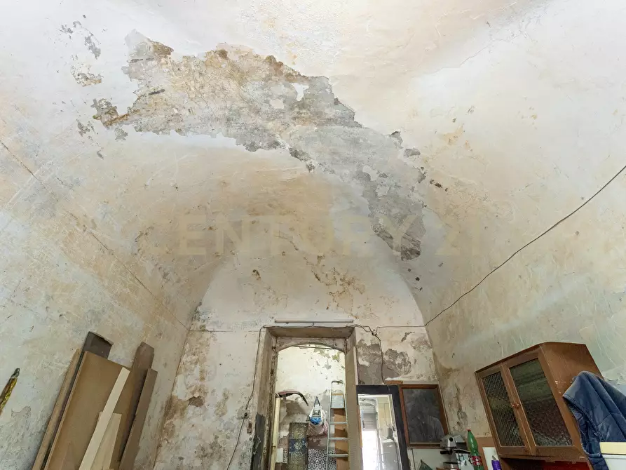 Immagine 16 di Bilocale in vendita  in Via Celeste 71 a Catania