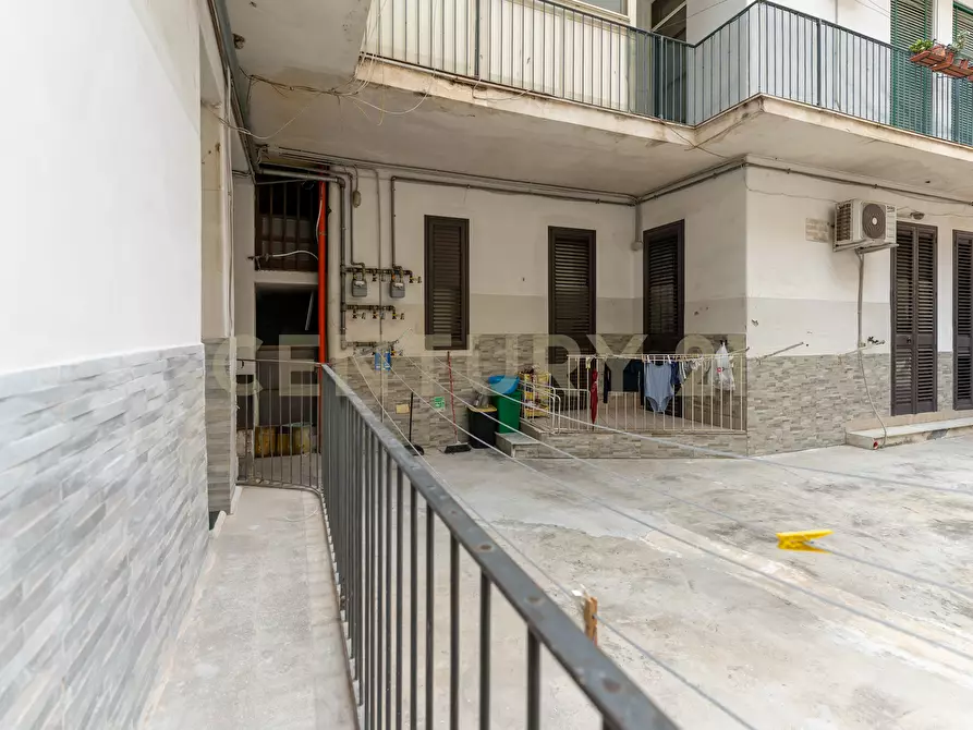 Immagine 26 di Trilocale in vendita  in Via Napoli 43 a Catania