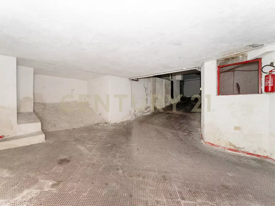 Immagine 26 di Garage in vendita  in Via Giacomo Leopardi 119 a Catania