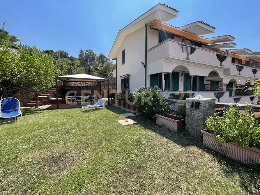 Immagine 30 di Trilocale in vendita  in Via della cacciarella a Monte Argentario
