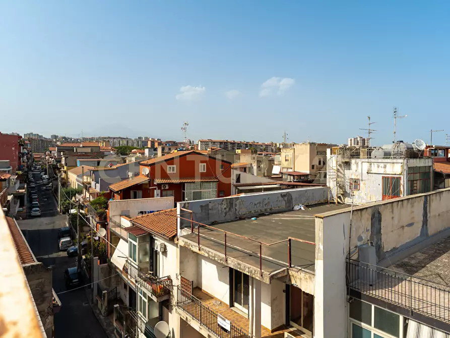 Immagine 36 di Trilocale in vendita  in Via dei Sanguinelli 11 a Catania