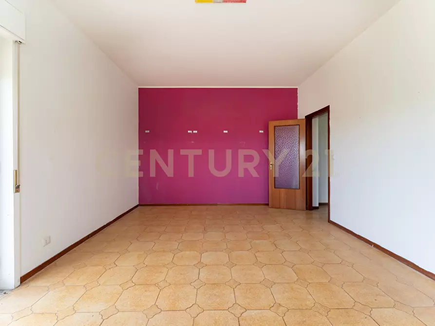 Immagine 25 di Quadrilocale in vendita  in Via Croce 72 a Aci Catena