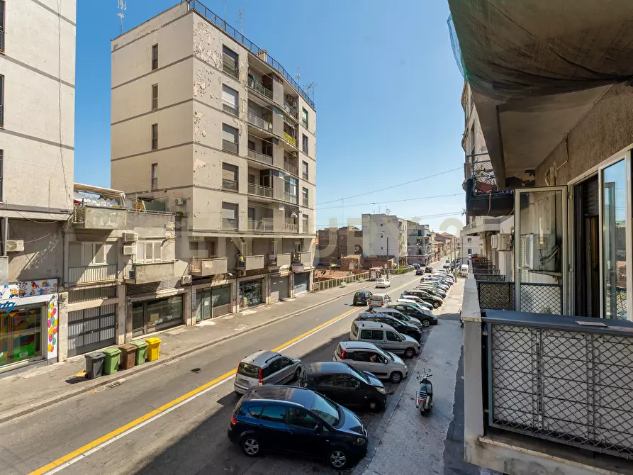 Immagine 15 di Trilocale in vendita  in Via Vittorio Emanuele II 627 a Catania