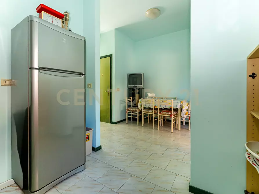 Immagine 19 di Bilocale in vendita  in Via Nazionale 74 bis a Letojanni