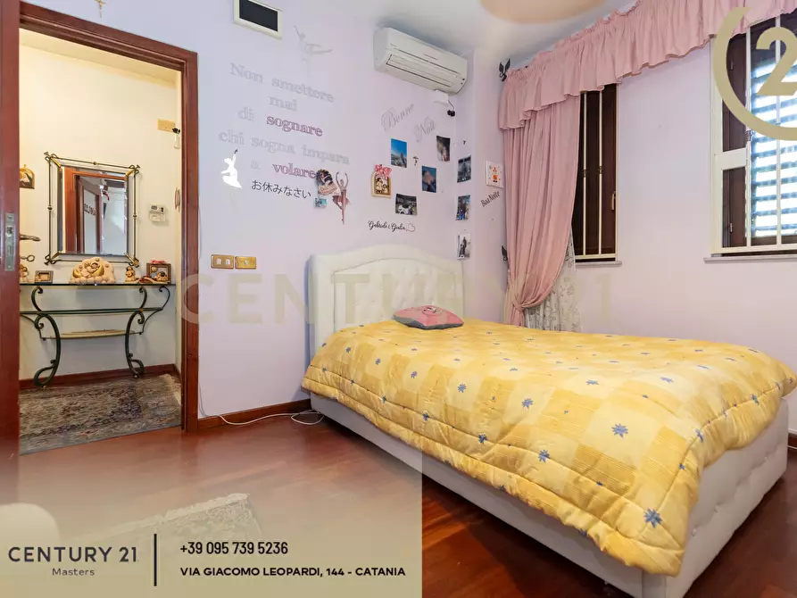 Immagine 65 di Terratetto in vendita  in Via San Gregorio 114 a Aci Castello