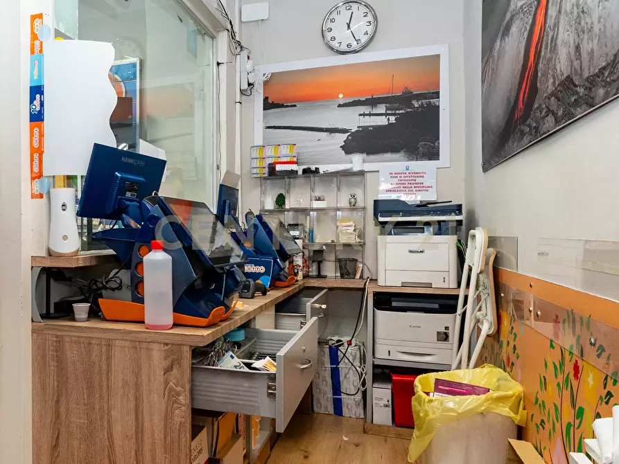 Immagine 18 di Tabaccheria in vendita  in Piazza Grande 11 a Catania