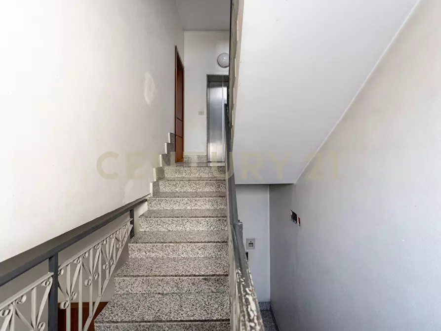 Immagine 51 di Quadrilocale in vendita  in Via Plebiscito 85 a Misterbianco