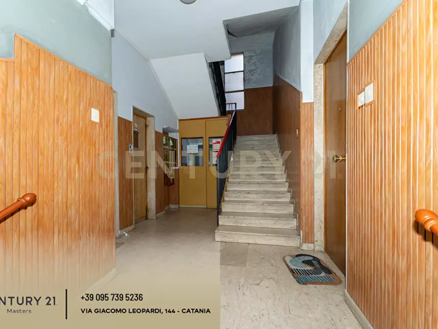 Immagine 49 di Attico in vendita  in Via Gargano 31 a Catania