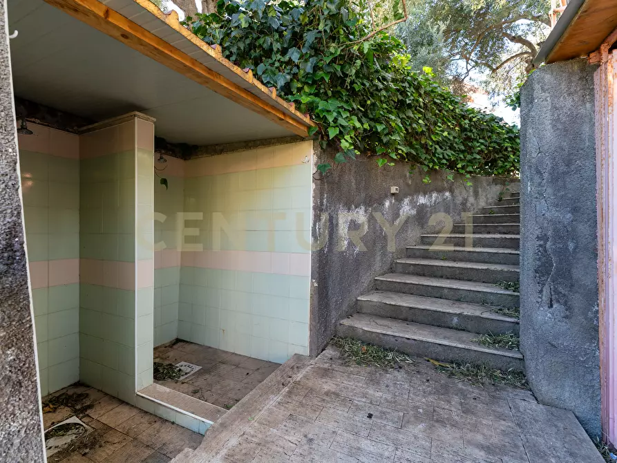 Immagine 48 di Bilocale in vendita  in Via Nazionale 74 bis a Letojanni