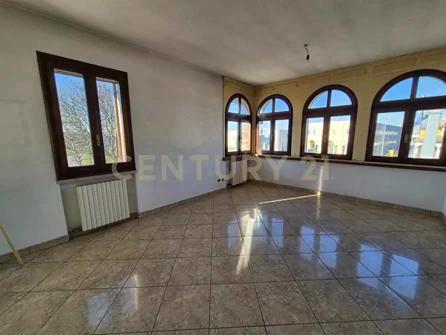 Immagine 7 di Quadrilocale in vendita  in Via Mantova 171 a Cerea