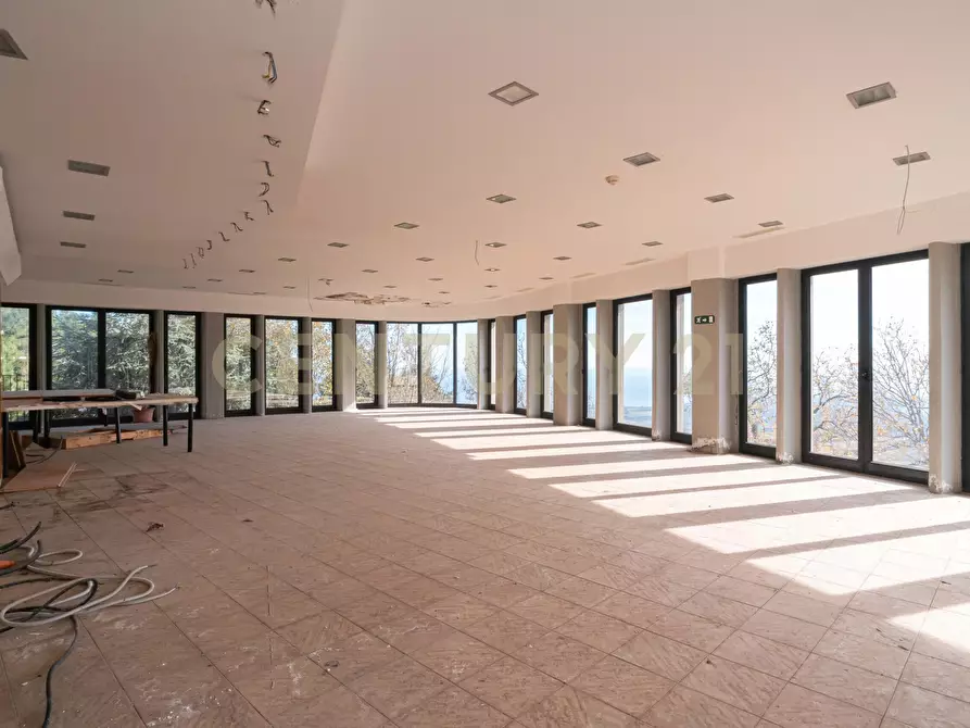 Immagine 7 di Capannone industriale in vendita  in Via Cassone 75 a Zafferana Etnea