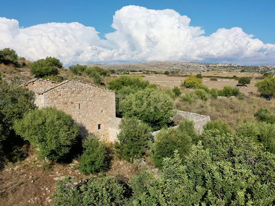 Immagine 29 di Rustico / casale in vendita  in Via dei Tulipani 21 a Ragusa