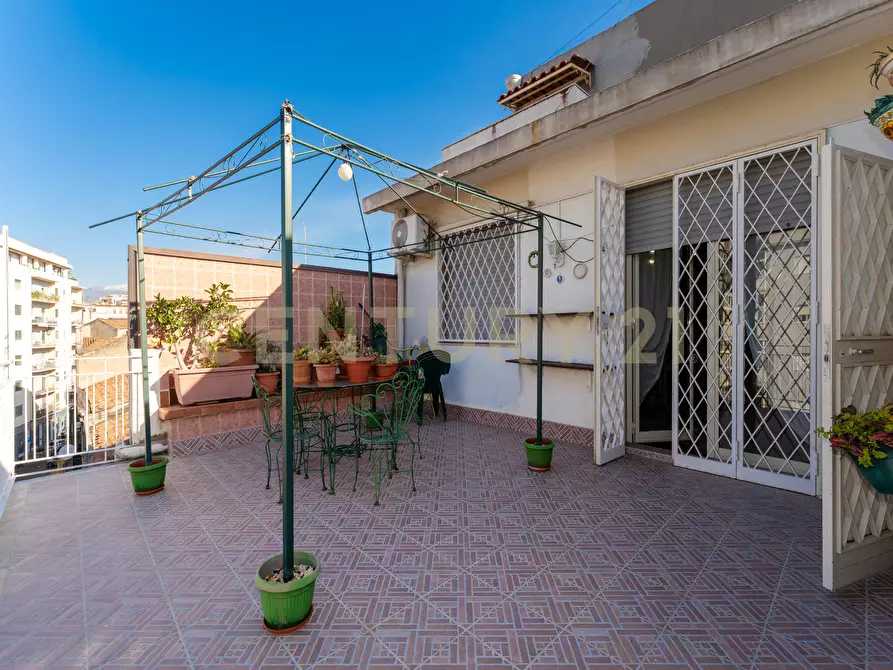 Immagine 16 di Attico in vendita  in Via Gargano 31 a Catania