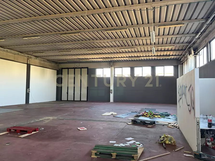Immagine 19 di Attività artigianale in affitto  in Via Caduti sul Lavoro 23 a Isola Della Scala
