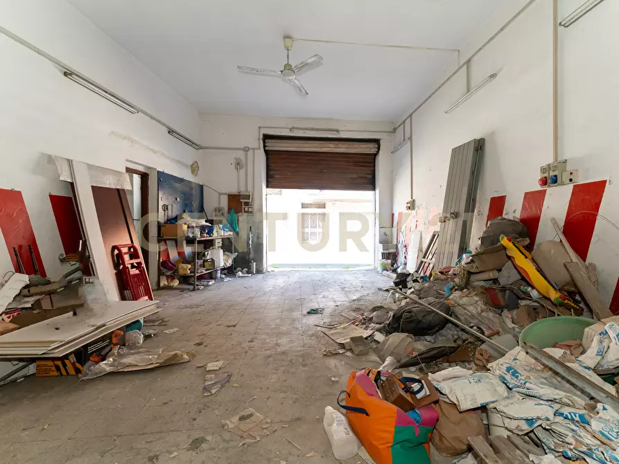 Immagine 49 di Palazzo in vendita  in Via Eraclea 82 a Lentini