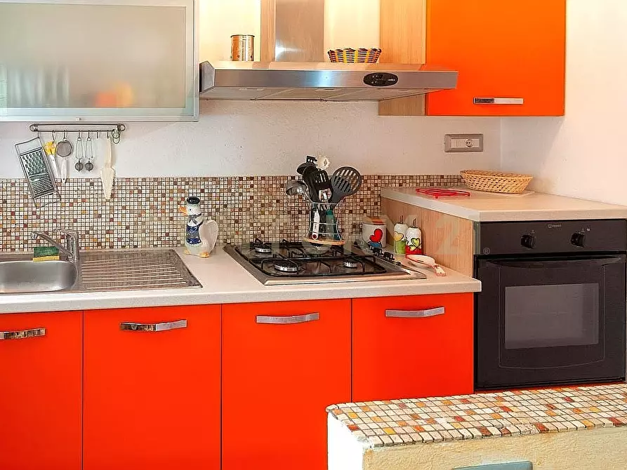 Immagine 10 di Bilocale in vendita  in Via Amiata 132 a Castiglione D'orcia