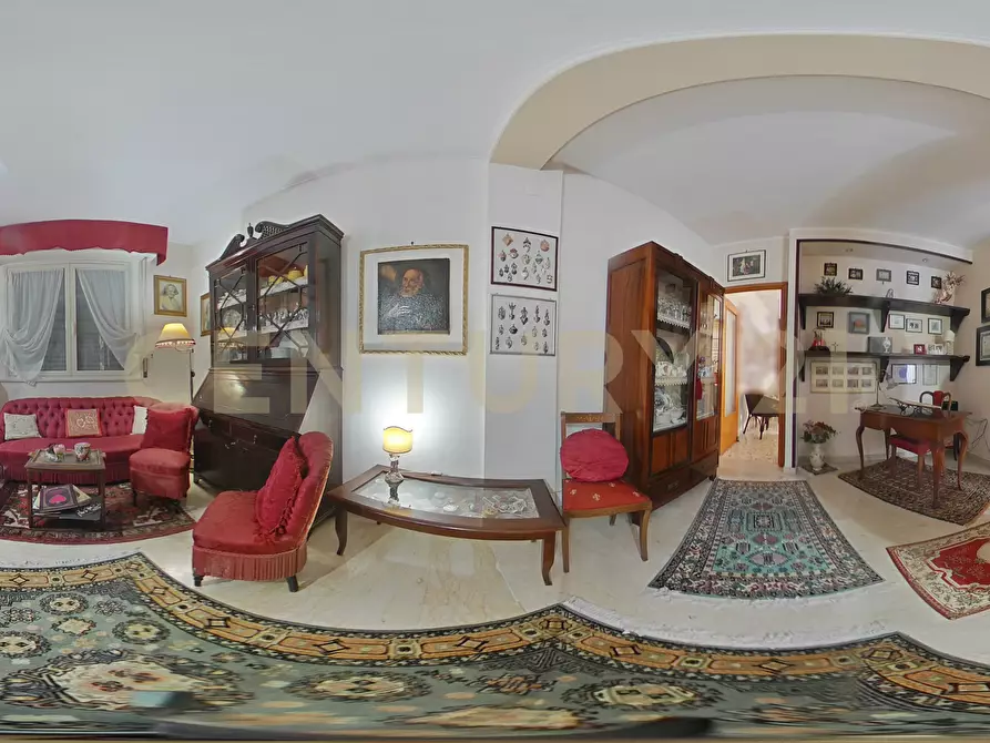 Immagine 84 di Attico in vendita  in Via Gargano 31 a Catania