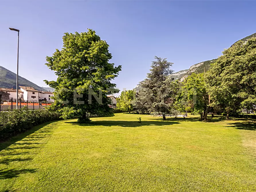 Immagine 149 di Villa in vendita  in Via Adige 25 a Brentino Belluno