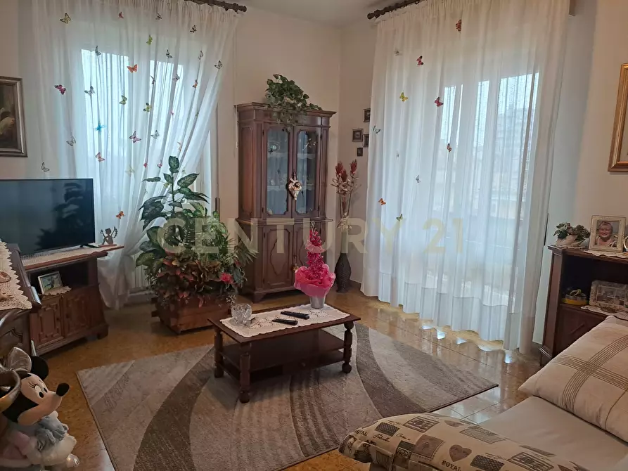 Immagine 10 di Quadrilocale in vendita  in Via Ugo Foscolo 2 a Verona