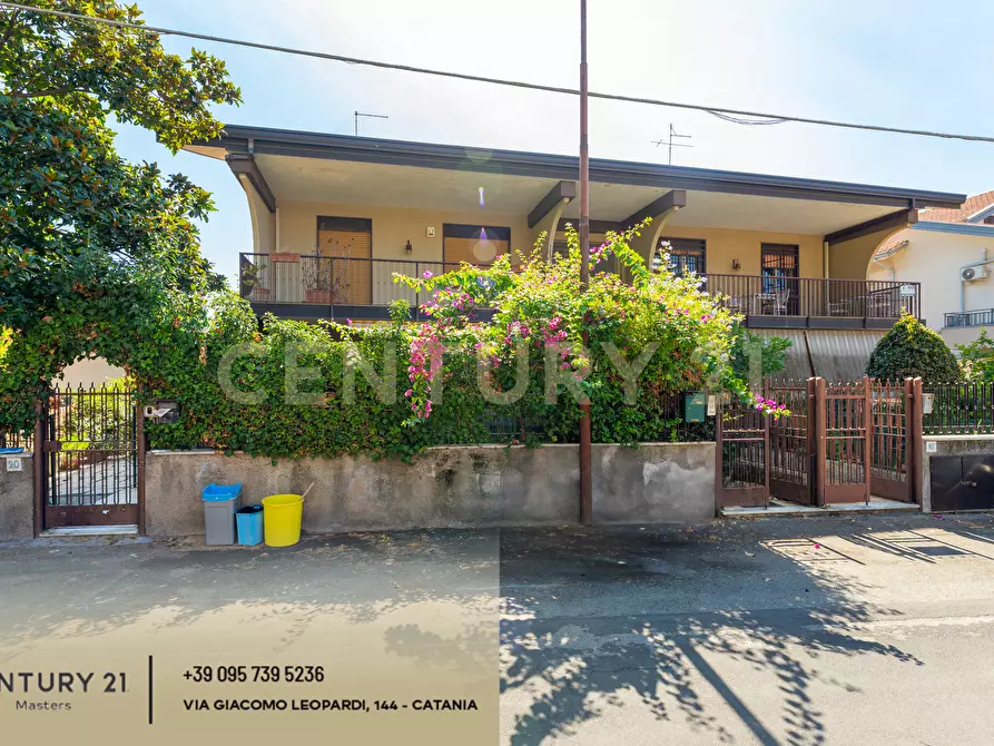 Immagine 2 di Casa indipendente in vendita  in Via G. Grassi 18 a Trecastagni