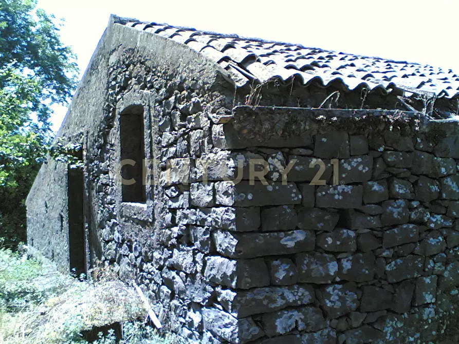 Immagine 13 di Casa bifamiliare in vendita  in Via del Santuario 26 a Giarre