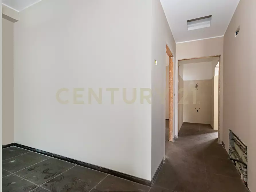 Immagine 19 di Pentalocale in vendita  in Via Lorenzo Maddem 67 a Acireale