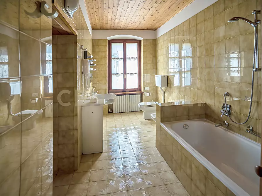Immagine 93 di Villa in vendita  in Via Adige 25 a Brentino Belluno
